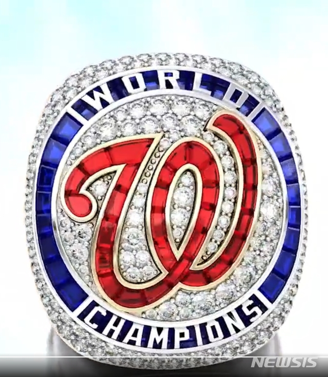 다이아몬드 170개·루비 55개에 아기상어까지…워싱턴 MLB중계 WS 우승반지
