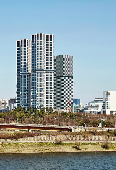 아크로 서울 포레스트 "30억 아파트 3억에 줍자" 하루만에 26만명 몰렸다.